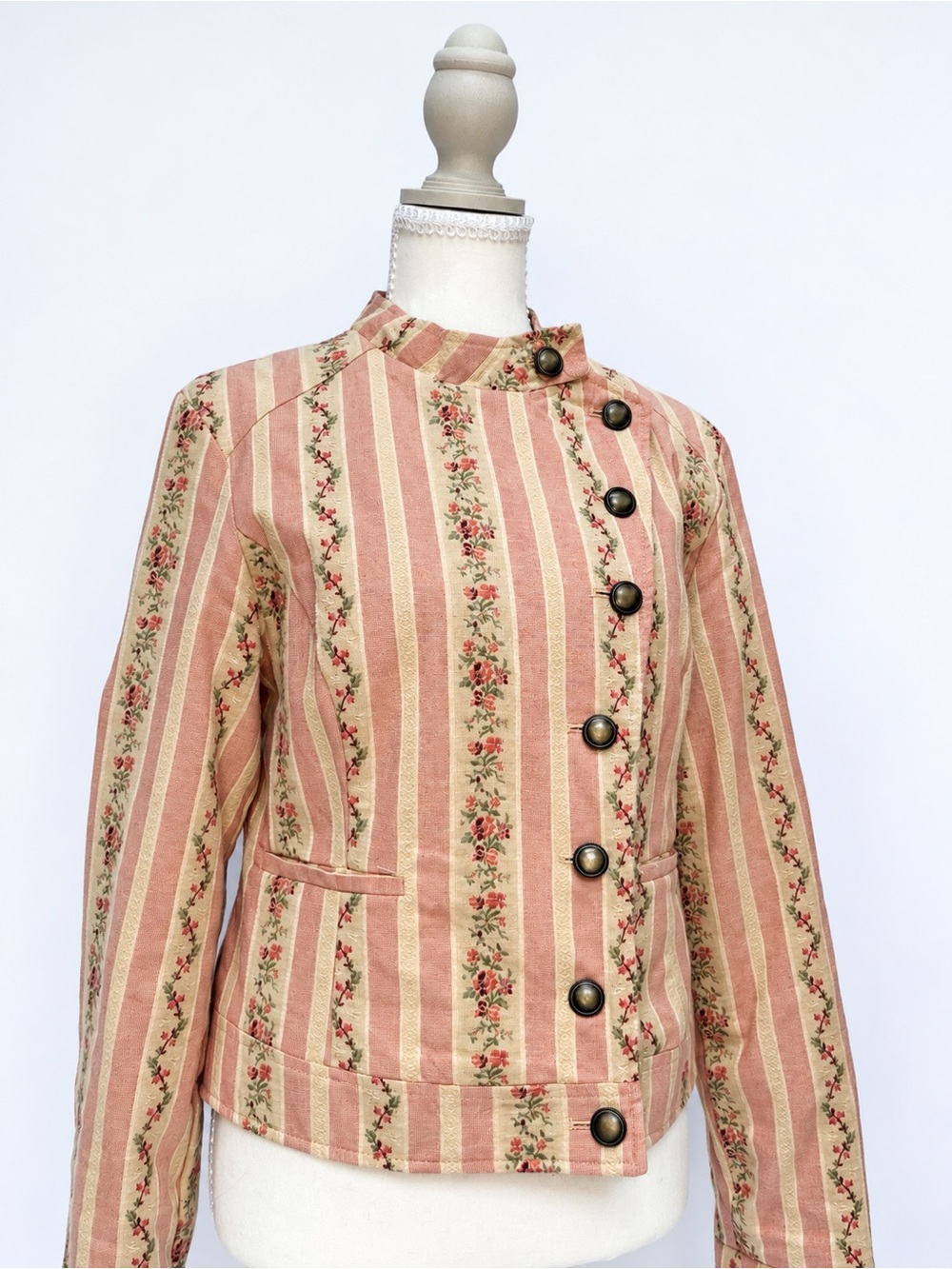 Zara Floral Tapestry Jacket – Pink & Cream – Size Small